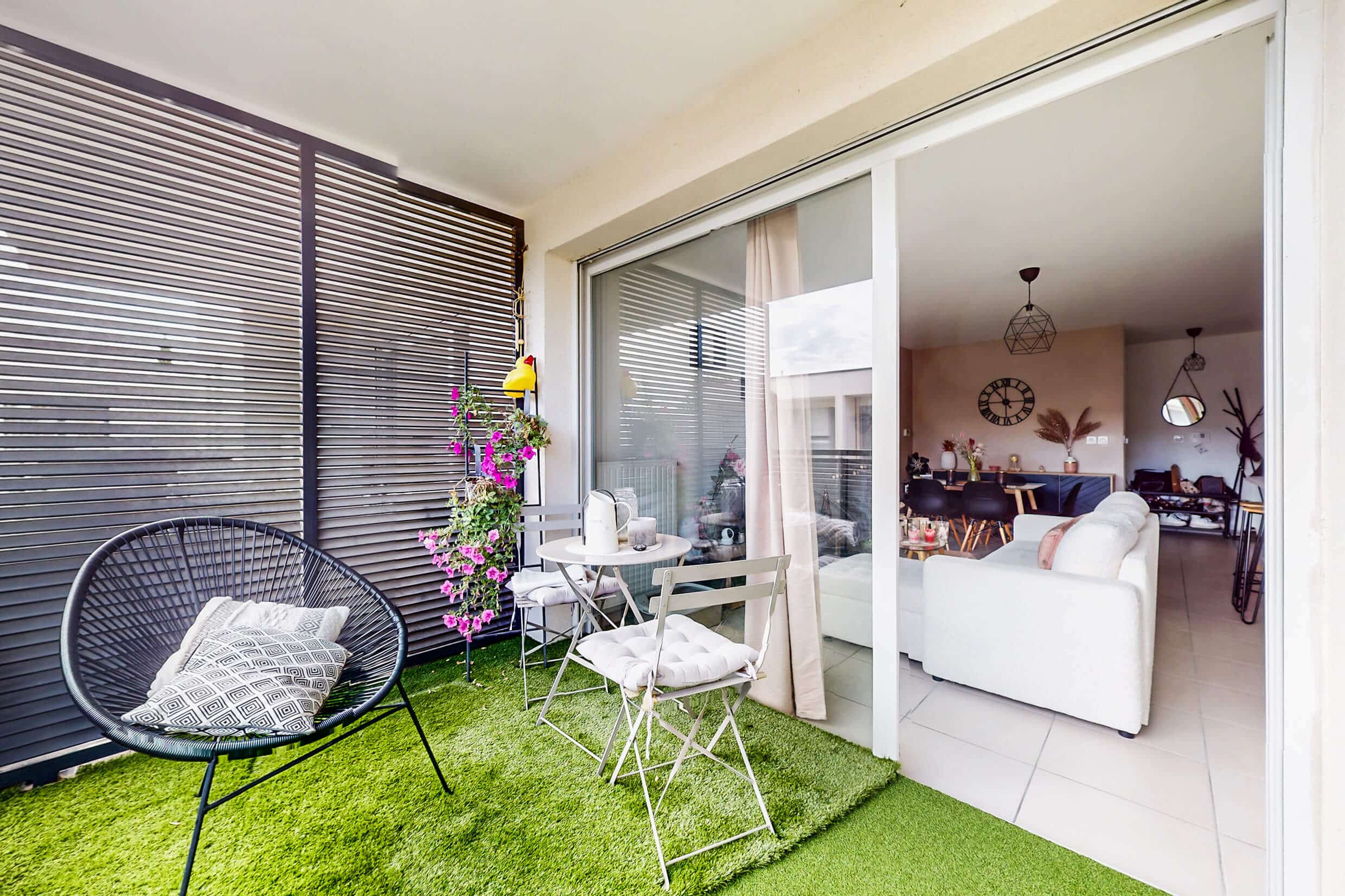 Balcon orienté plein sud avec vue dégagée à Chassieu